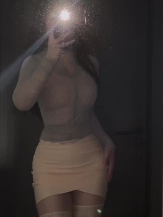 桃沢樱呀WEME圈付费作品,图集与视频资源尽在掌握