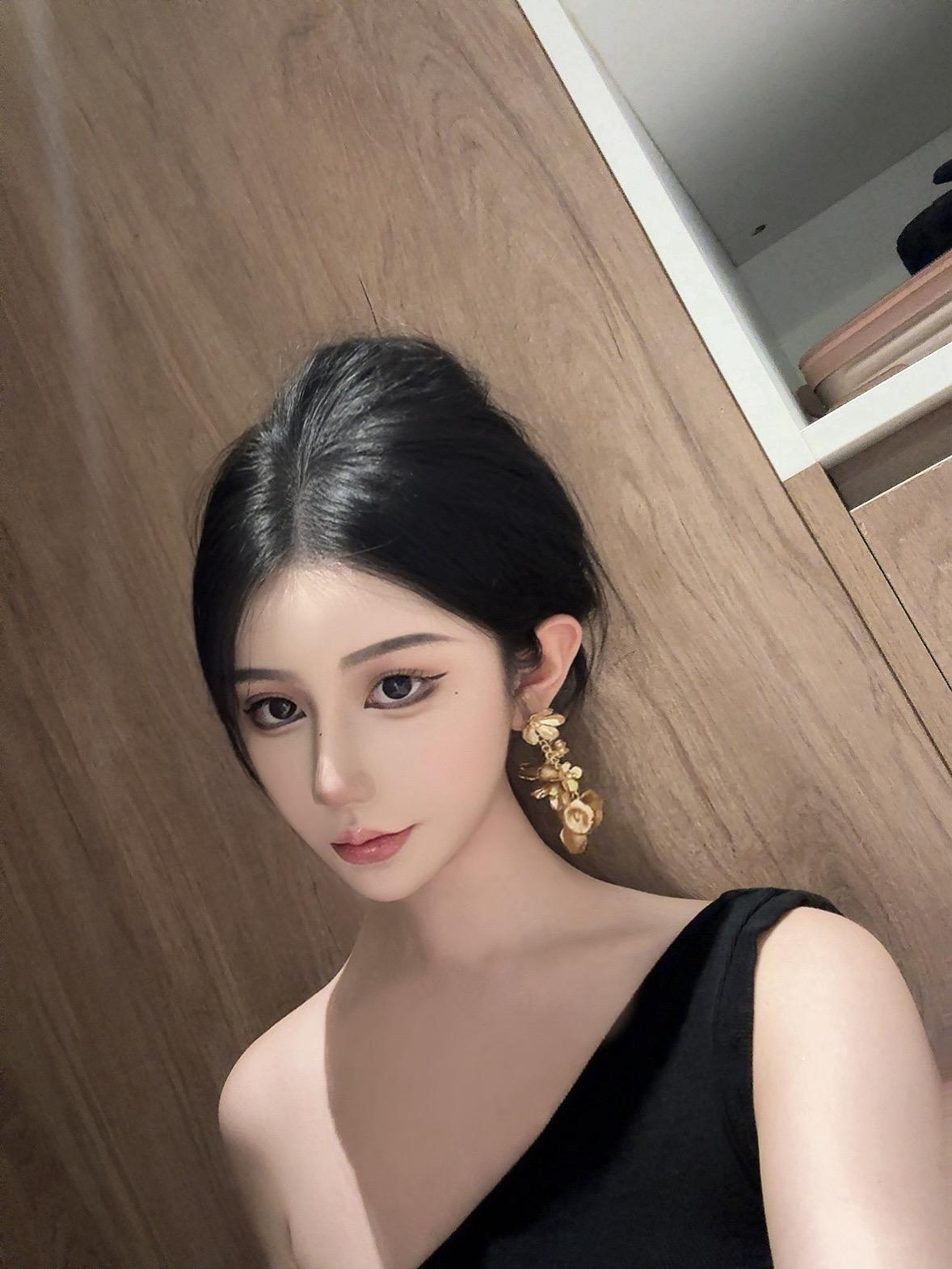 艾拉·islaInstagram资源,微密圈中她的独特魅力展示