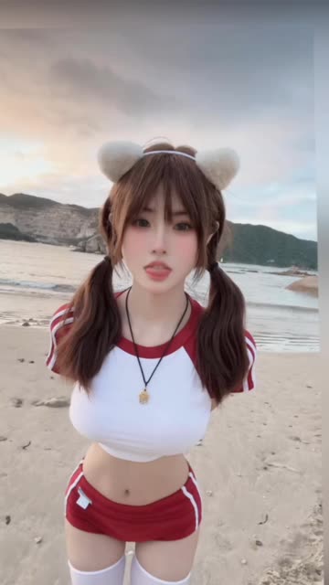 通过给乔买裙子的微密圈资源,领略苗族文化的神秘之美