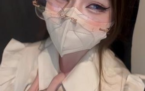 桃沢樱呀透视性感作品，微密圈系列中的独特时尚风格