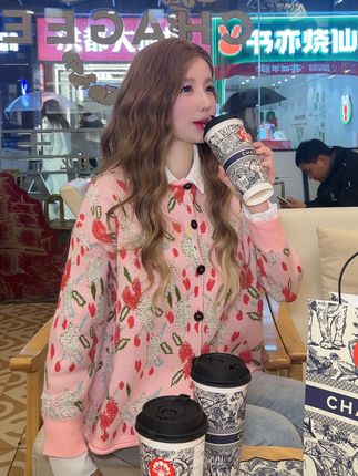 十万口草莓粥粥的个人资料及粉丝圈探秘,她的魅力为何如此火爆?