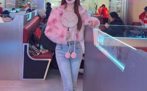 草莓粥粥微信号曝光，你想联系这位B站百万粉UP主吗？