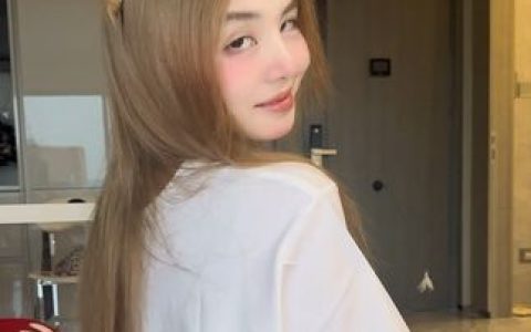 八酱宣布回归被封杀后再度发布大尺度视频，揭秘八酱重回公众视野的原因与影响