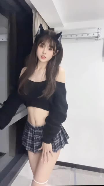 了解微密圈中最火的给乔买裙子圈子的全网评价和动态