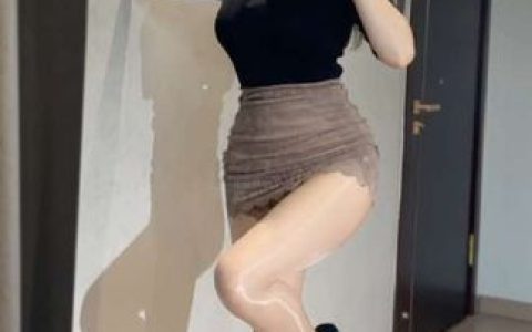 酷似可可西yyy？樱晚gigi微密圈图片精彩合集对比