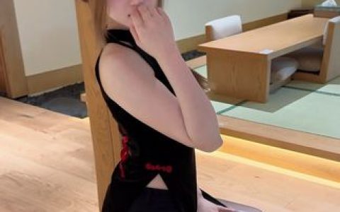 八酱的牙套作品与迷人笑容，揭秘八酱牙套作品中的独特魅力