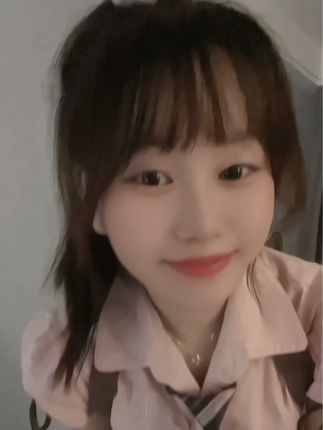 林扣弦微密圈吊带装扮解析,抖音清纯女神的魅力全公开