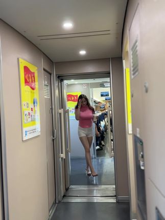 仙女般的身材?可可西yyy微密圈资源包网盘下载