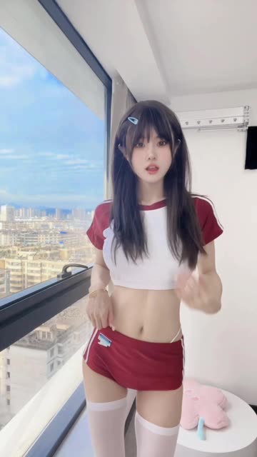 解析给乔买裙子的付费内容,揭秘微密圈中的专属圈子