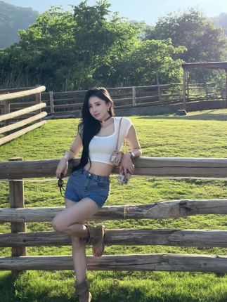 微密圈李嘉欣97高清写真,付费内容曝光值得一看