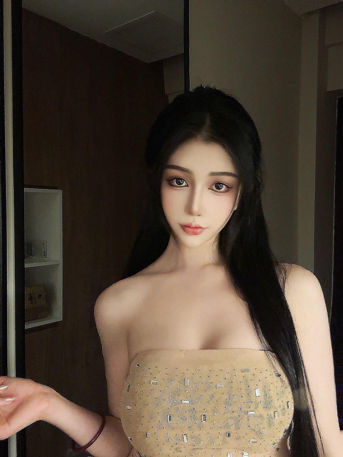 艾拉·islaCOS系列作品，微密圈里最甜的笑容与最美身材