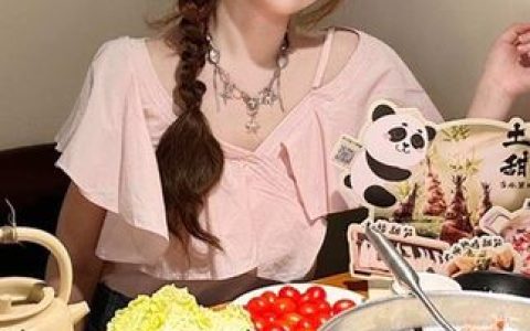 十万口草莓粥粥丨个人资料介绍与发展历程，网红之路的背后故事