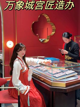 十万口草莓粥粥最新B站视频解读，付费视频背后的精彩故事