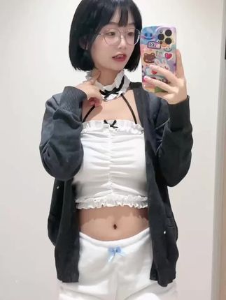 抖音胜利的小生活微密圈照片出炉网友直呼过瘾，王胜利微密圈最新高清美图合集