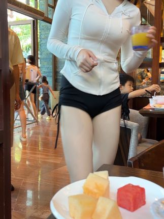 微密圈可可西yyy全套作品,持续更新的高颜值写真