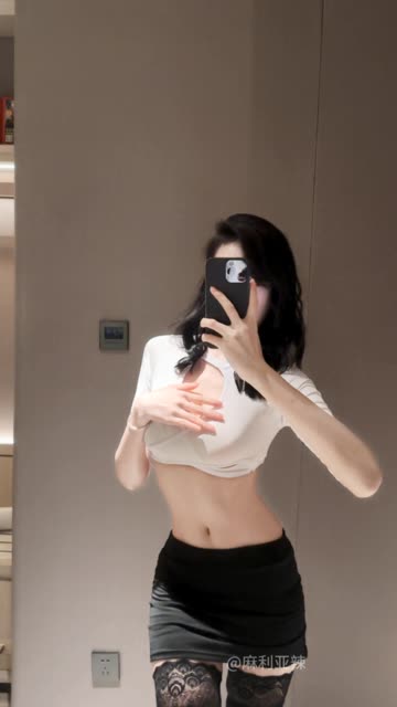 网红麻利亚辣微密图赏析崭露头角的经典之作,微密圈粉丝的绝佳选择