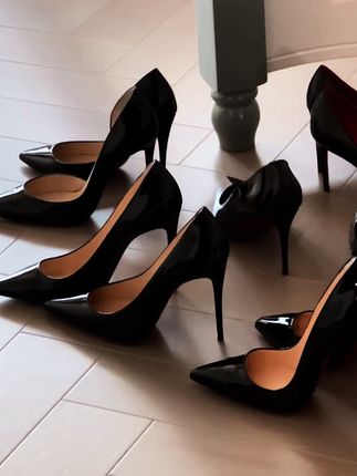 保守的妻子微密圈微博照片,微密圈女神的社交动态