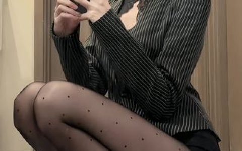 美了个滢微密珍稀图片鉴赏，御姐风范尽显无遗