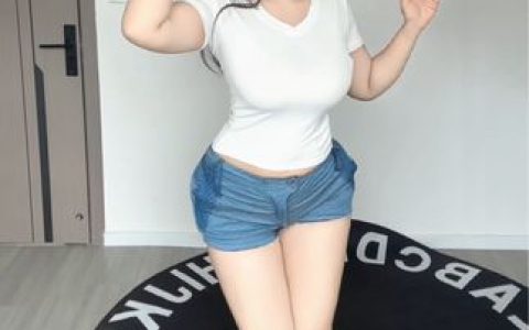 微密圈可爱的肉巴限时视频分享，最新性感作品大放送