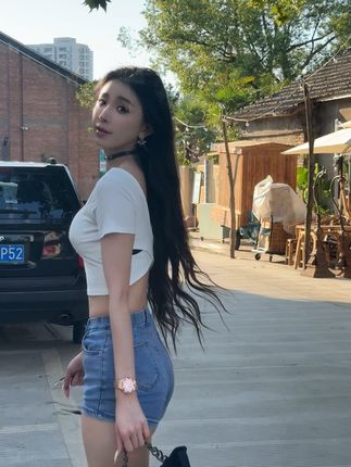 李嘉欣97最新写真合集，网红女神的高清资源