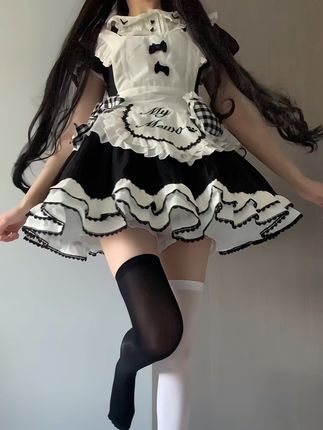 微密圈_林扣弦吊带装扮全集，抖音粉丝202万热议的付费内容