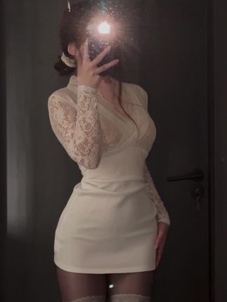 桃沢樱呀微博超话主持人,微密圈作品让你一探究竟