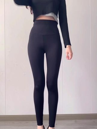 抖音林扣弦微密圈照片合集清纯与性感的对话，她的圈子有什么特别的？