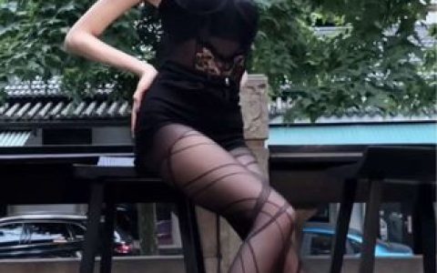 抖音御姐美了个滢黑色蕾丝装！微密圈独家资源