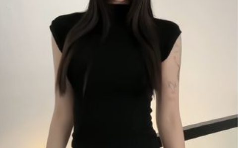 微密圈鱼神资源共享，粉丝圈里盛传的气质非凡