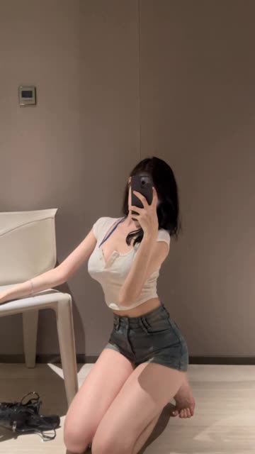 如何看待抖音网红麻利亚辣微密圈精选作品资源?麻利亚辣的作品与风格分析