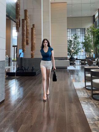 可可西yyy婚纱系列写真，微密圈独家曝光超美瞬间