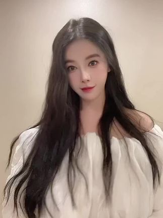 揭秘抖音网红猪小七的微密圈!探究猪小七资源背后的真相