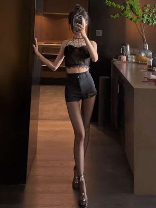 黎允熙微密事件是真是假?真相揭露,黎允熙baby紫色氛围灯视频解析