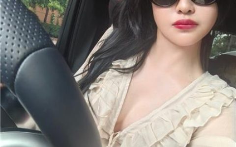 张鑫baby纯情小妹微密圈作品甜美与自然并存的写真大赏，私房写真惊艳四座