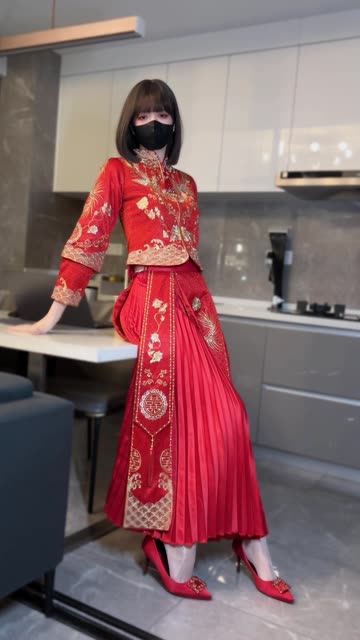 白龙猫女露脸那一段视频流出！抖音网红白龙猫女露脸视频大揭秘