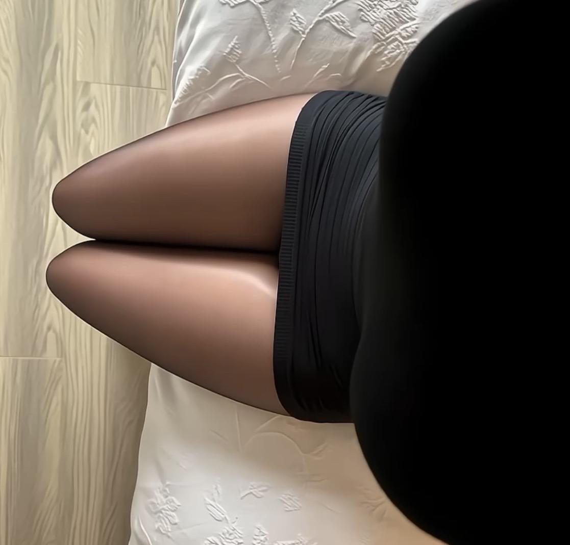 保守的妻子微密圈微博照片,微密圈女神的社交动态