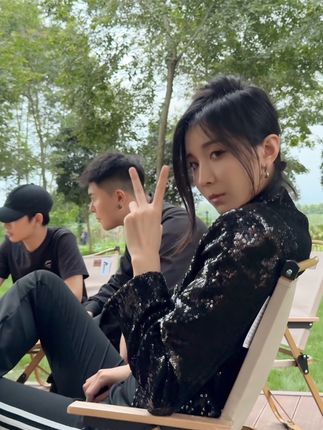 李嘉欣97女网红为何突然消失？深度分析她的网红生涯