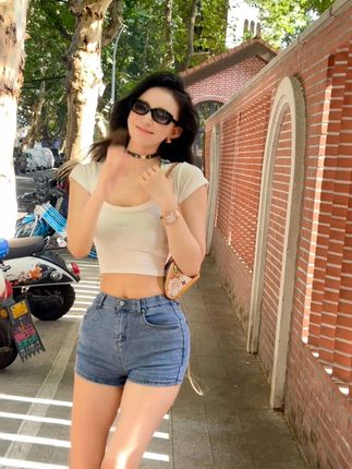 李嘉欣97微密圈付费照片,高清资源值得下载收藏