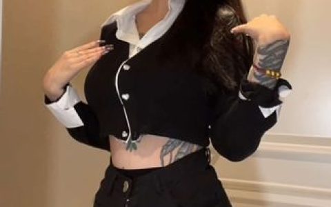 卡通百科老王付费圈子作品合集，她的每一张作品都是粉丝的最爱