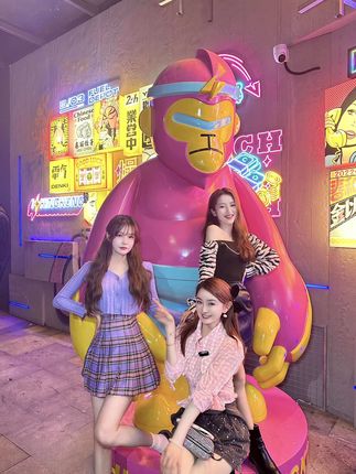 十万口草莓粥粥丨个人资料介绍与发展历程,网红之路的背后故事