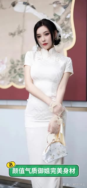 微博网红是小逗逗,从抖音红人到写真女神的转变