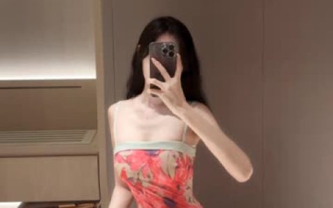 麻利亚辣的全新一字马视频，微密圈麻利亚辣的经典展示