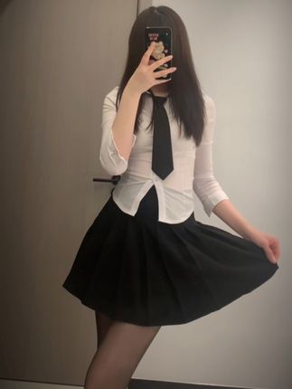 林扣弦的微密圈清纯与欲望的交织,为什么202万粉丝为她着迷?