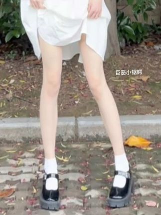 巨恶小锯鳄微密“女人容易一往情深”她的情感故事揭秘