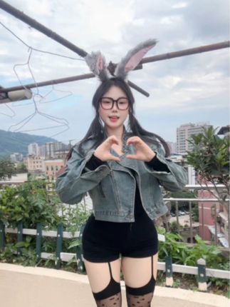 微密圈揭秘可爱的肉巴为什么火?微胖肉感风暴席卷全网