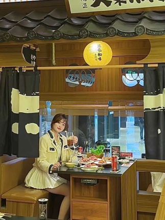 草莓粥粥微博图集曝光,百万粉丝UP主的私人作品合集