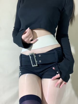 徐绾绾yyyy微密圈视图合集大揭密，全面解析她的黑丝魅力