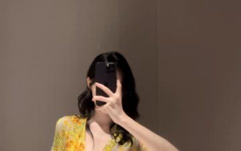 麻利亚辣极品身材揭秘清纯性感女生的标杆，微密圈最受欢迎的女神