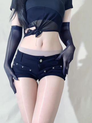 徐绾绾yyyy微密圈系列套图&视频合集，视觉与动态的完美结合