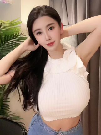 猪小七微密圈作品揭秘她为何如此受欢迎,猪小七的魅力所在